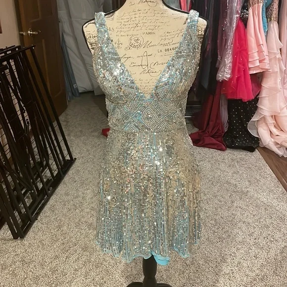 Glitz | Dresses | Glitz Homecoming Dress | Poshmark